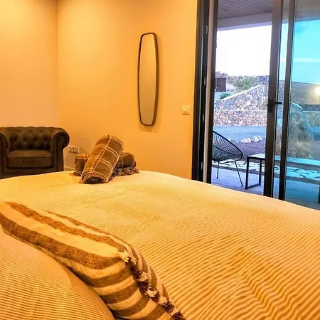 Villa Sumendi Villa *